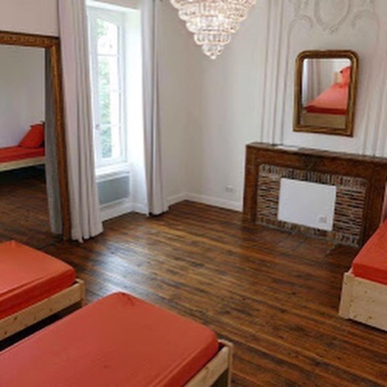 Le Gite Des Carmes Villa โลว์แซร์ต ภายนอก รูปภาพ